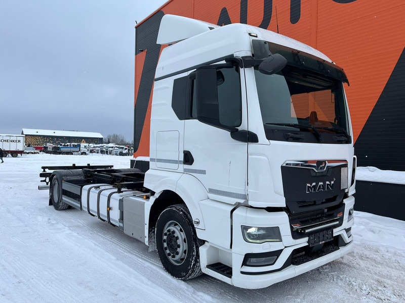 MAN TGS 18.400 4x2 CHASSIS L=7400 mm - Container-transport/ Vekselflak lastebil: bilde 4 MAN TGS 18.400 4x2 CHASSIS L=7400 mm - Container-transport/ Vekselflak lastebil: bilde 4