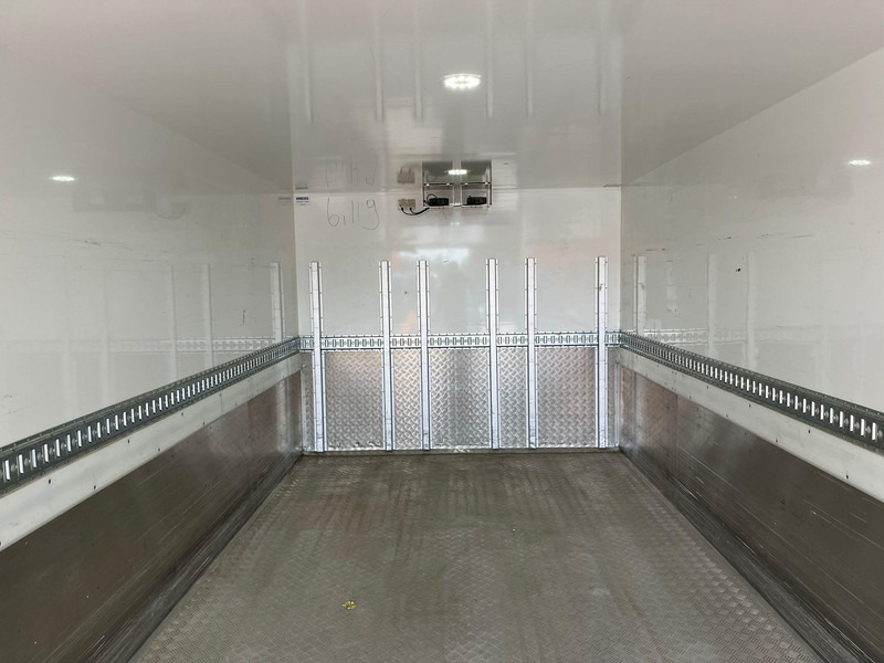 Skapbil Mercedes-Benz Actros 2545 6x2 BOX L=7526 mm: bilde 11 Skapbil Mercedes-Benz Actros 2545 6x2 BOX L=7526 mm: bilde 11