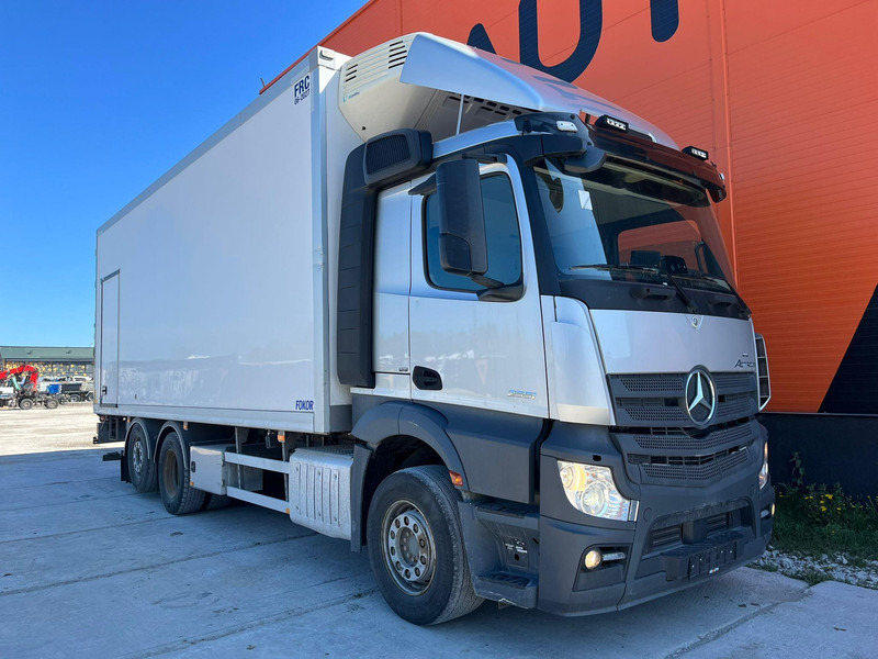 Mercedes-Benz Actros 2551 6x2 LUMIKKO L7 / BOX L=7609 mm - Lastebil med kjøl: bilde 4 Mercedes-Benz Actros 2551 6x2 LUMIKKO L7 / BOX L=7609 mm - Lastebil med kjøl: bilde 4