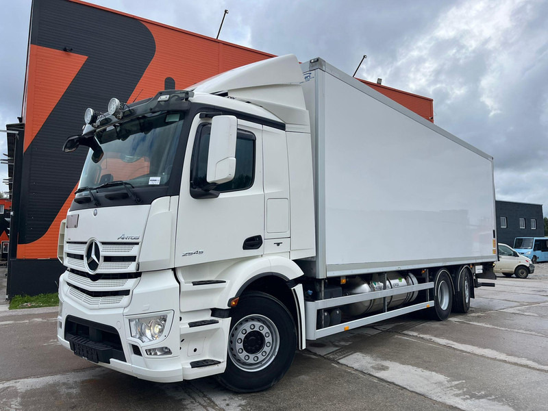 Mercedes-Benz Antos 2545 6x2*4 THERMOKING CO2 / BOX L=8427 mm - Lastebil med kjøl: bilde 2 Mercedes-Benz Antos 2545 6x2*4 THERMOKING CO2 / BOX L=8427 mm - Lastebil med kjøl: bilde 2