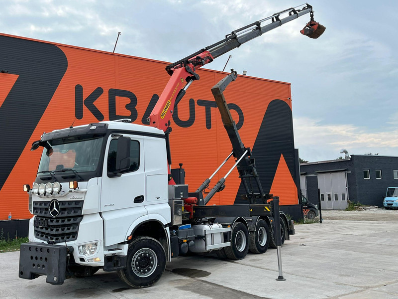 Mercedes-Benz Arocs 3242 8x4 PK22002 / RETARDER / SNOW PLOW EQUIPMENT / GRAPPLE - Krokbil, Kranbil: bilde 1 Mercedes-Benz Arocs 3242 8x4 PK22002 / RETARDER / SNOW PLOW EQUIPMENT / GRAPPLE - Krokbil, Kranbil: bilde 1