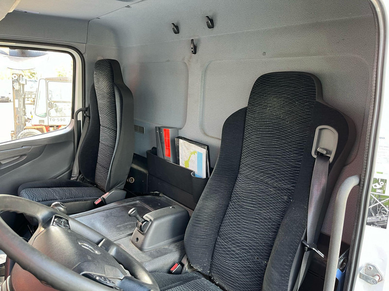 Skapbil Mercedes-Benz Atego 1018 4x2 BOX L=6477 mm: bilde 19
