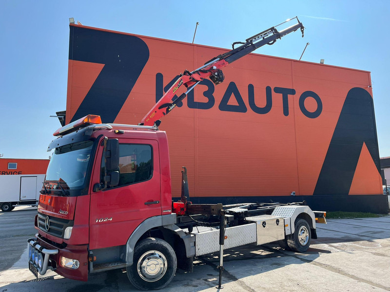 Mercedes-Benz Atego 1024 4x2 PK4100 + WINCH / HOOK LIFT L=3900 mm - Krokbil, Kranbil: bilde 1 Mercedes-Benz Atego 1024 4x2 PK4100 + WINCH / HOOK LIFT L=3900 mm - Krokbil, Kranbil: bilde 1