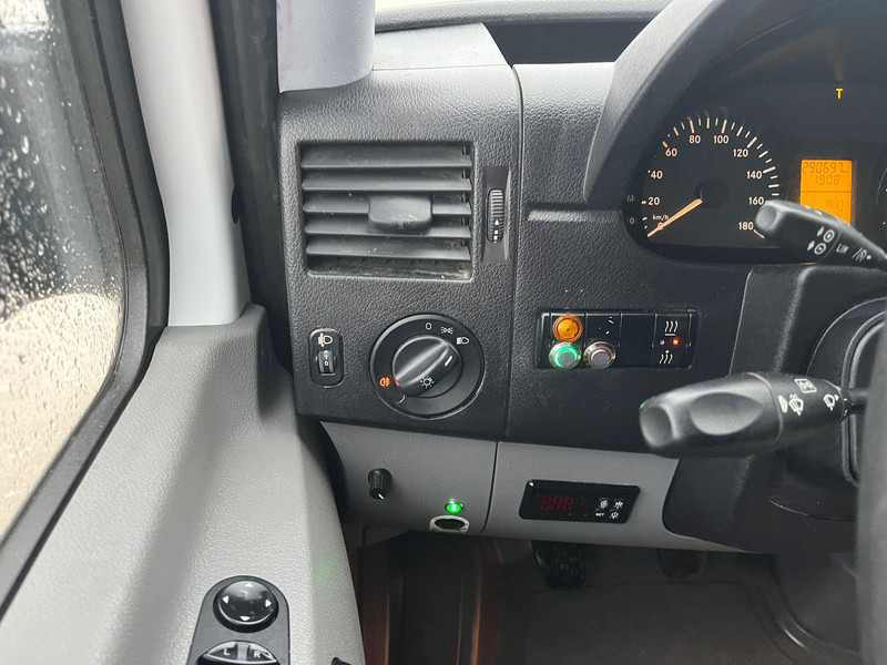 Minibuss, Persontransport Mercedes-Benz Sprinter 516 CDI 4x2 / AC / AUXILIARY HEATING / 22 + 1 SEATS: bilde 14 Minibuss, Persontransport Mercedes-Benz Sprinter 516 CDI 4x2 / AC / AUXILIARY HEATING / 22 + 1 SEATS: bilde 14