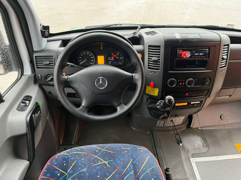 Minibuss, Persontransport Mercedes-Benz Sprinter 516 CDI 4x2 / AC / AUXILIARY HEATING / 22 + 1 SEATS: bilde 10 Minibuss, Persontransport Mercedes-Benz Sprinter 516 CDI 4x2 / AC / AUXILIARY HEATING / 22 + 1 SEATS: bilde 10