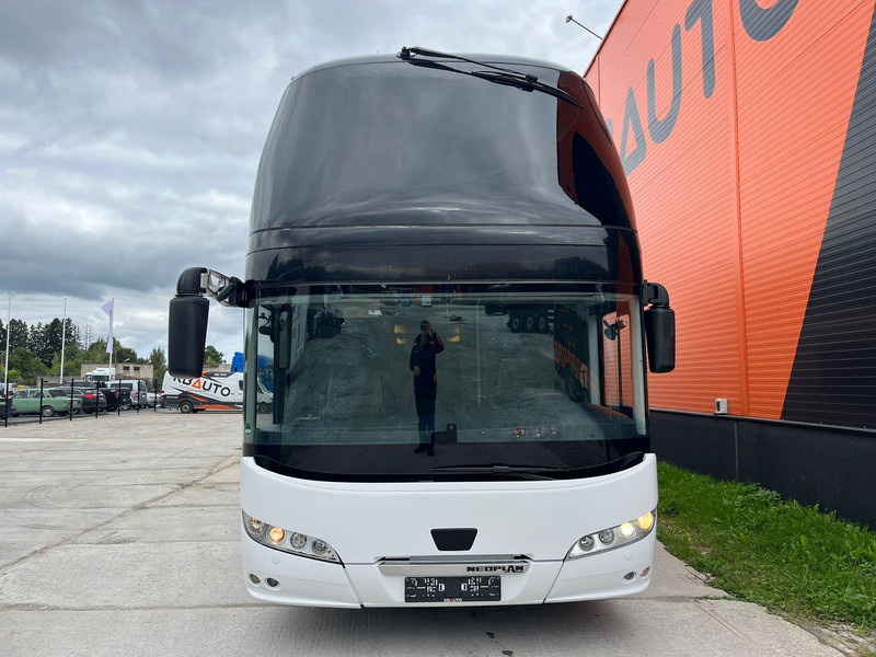 Neoplan SKYLINER L 6x2*4 77 SEATS / AC / AUXILIARY HEATING / WC - Dobbeltdekkerbuss: bilde 2 Neoplan SKYLINER L 6x2*4 77 SEATS / AC / AUXILIARY HEATING / WC - Dobbeltdekkerbuss: bilde 2