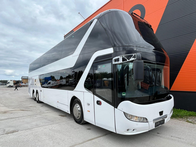 Neoplan SKYLINER L 6x2*4 77 SEATS / AC / AUXILIARY HEATING / WC - Dobbeltdekkerbuss: bilde 1 Neoplan SKYLINER L 6x2*4 77 SEATS / AC / AUXILIARY HEATING / WC - Dobbeltdekkerbuss: bilde 1