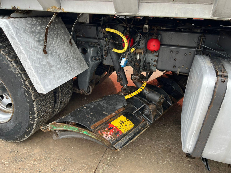 Tippbil Scania P 420 6x4 UNDERBODY SCRAPER / RETARDER / BOX L=4947 mm: bilde 13 Tippbil Scania P 420 6x4 UNDERBODY SCRAPER / RETARDER / BOX L=4947 mm: bilde 13