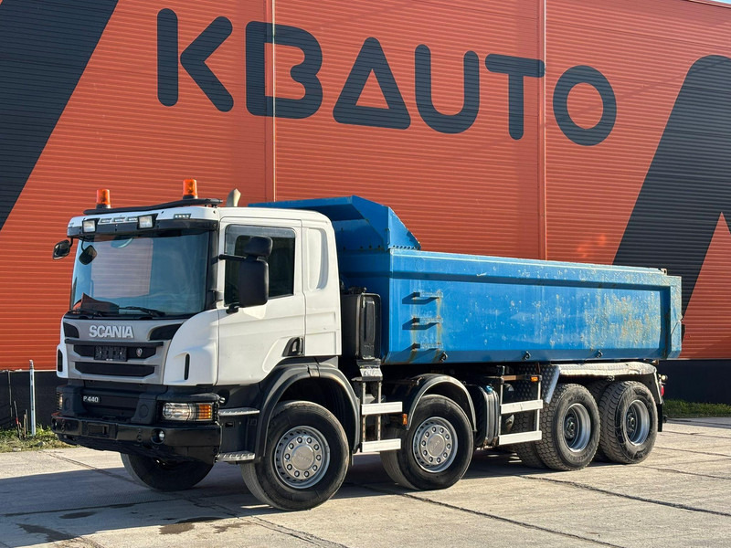 Scania P 440 8x4 RETARDER / FULL STEEL / BOX L=5850 mm - Tippbil: bilde 1 Scania P 440 8x4 RETARDER / FULL STEEL / BOX L=5850 mm - Tippbil: bilde 1