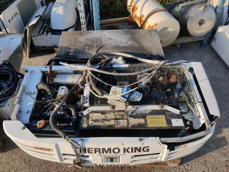 THERMO KING TS-300 REFRIGERATION UNIT / KÜLMASEADE - Vekselflak - kjøleskap: bilde 4 THERMO KING TS-300 REFRIGERATION UNIT / KÜLMASEADE - Vekselflak - kjøleskap: bilde 4