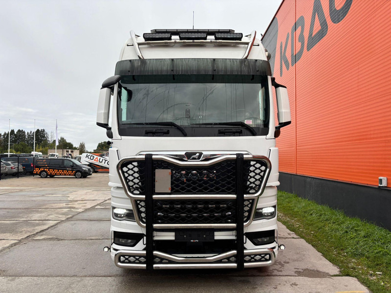MAN TGX 28.580 6x2 TWIN BED GX CAB / INTARDER / DOUBLE BOGIE - Trekkvogn: bilde 3 MAN TGX 28.580 6x2 TWIN BED GX CAB / INTARDER / DOUBLE BOGIE - Trekkvogn: bilde 3