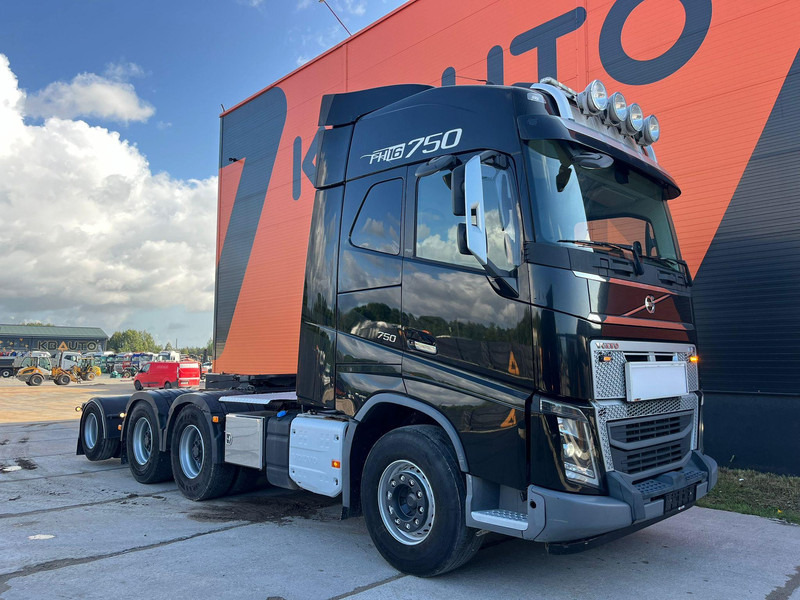 Volvo FH 16 750 8x4 GCW 90 ton / DOLLY / RETARDER - Trekkvogn: bilde 3 Volvo FH 16 750 8x4 GCW 90 ton / DOLLY / RETARDER - Trekkvogn: bilde 3