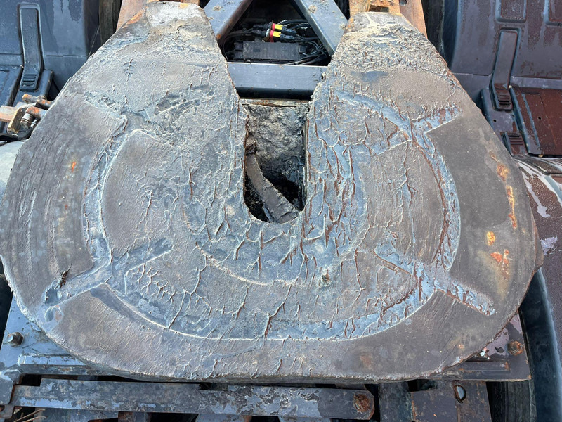 Leie Volvo FH 16 750 8x4 GCW 90 ton / DOLLY / RETARDER Volvo FH 16 750 8x4 GCW 90 ton / DOLLY / RETARDER: bilde 13