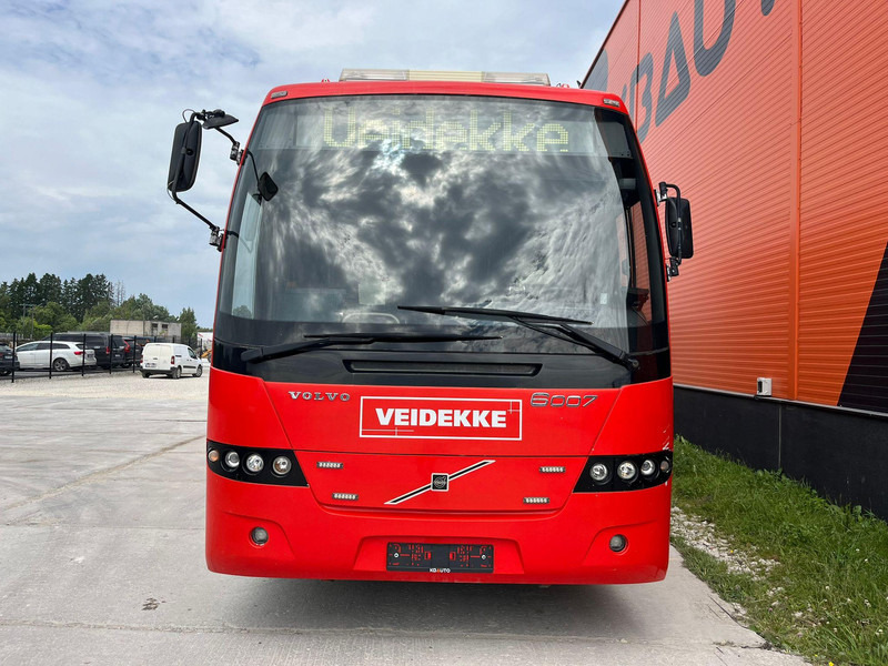 Volvo B12M 4x2 14 SEATS / AC / AUXILIARY HEATING / WC / KITCHEN - Forstadsbus: bilde 2 Volvo B12M 4x2 14 SEATS / AC / AUXILIARY HEATING / WC / KITCHEN - Forstadsbus: bilde 2