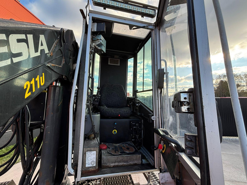 Leie Volvo FH 16 650 6x4 Kesla 2110 / CHASSIS L=7223 mm Volvo FH 16 650 6x4 Kesla 2110 / CHASSIS L=7223 mm: bilde 15 Leie Volvo FH 16 650 6x4 Kesla 2110 / CHASSIS L=7223 mm Volvo FH 16 650 6x4 Kesla 2110 / CHASSIS L=7223 mm: bilde 15