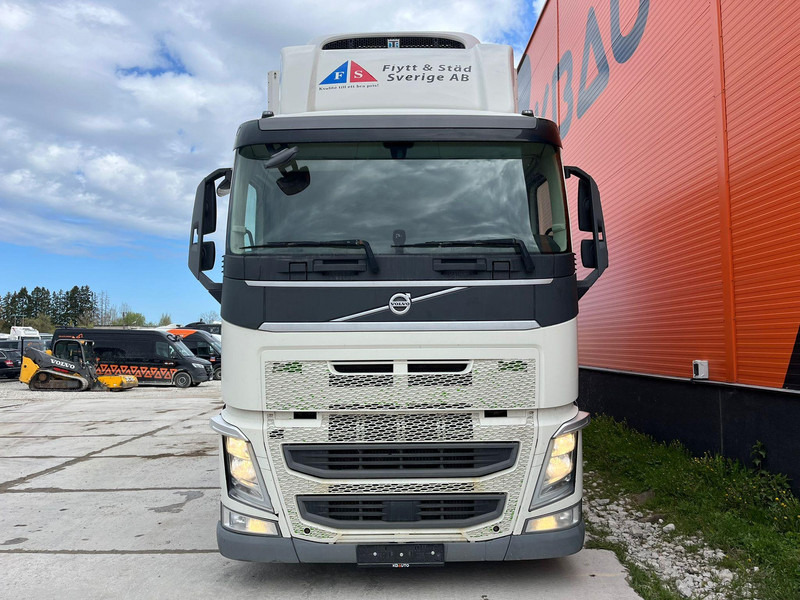 Volvo FH 460 6x2*4 T-1000R / Box L=7437 mm - Lastebil med kjøl: bilde 3 Volvo FH 460 6x2*4 T-1000R / Box L=7437 mm - Lastebil med kjøl: bilde 3