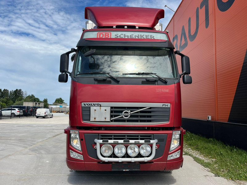 Volvo FH 460 6x2 THERMO KING TS-500 / BOX L=7467 mm - Lastebil med kjøl: bilde 2 Volvo FH 460 6x2 THERMO KING TS-500 / BOX L=7467 mm - Lastebil med kjøl: bilde 2