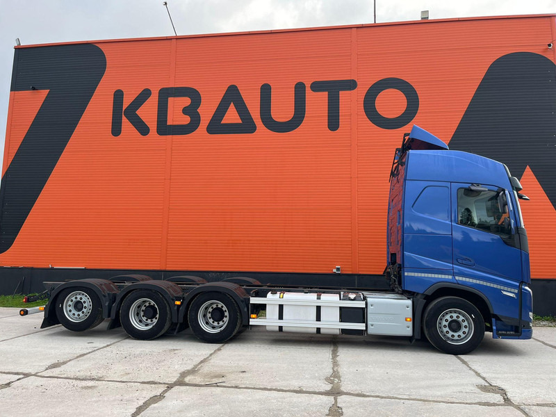 Volvo FH 500 8x4*4 GLOBE XL / RETARDER / CHASSIS L=7589 mm - Chassis lastebil: bilde 4 Volvo FH 500 8x4*4 GLOBE XL / RETARDER / CHASSIS L=7589 mm - Chassis lastebil: bilde 4