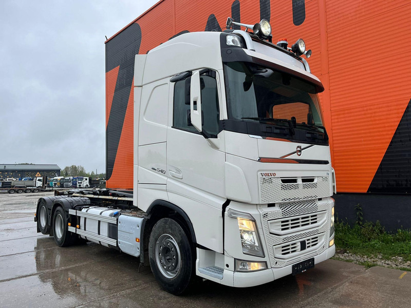 Volvo FH 540 6x4 HIAB 21 ton / L=5600 mm / RETARDER / TANDEM AXLE LIFT - Krokbil: bilde 4 Volvo FH 540 6x4 HIAB 21 ton / L=5600 mm / RETARDER / TANDEM AXLE LIFT - Krokbil: bilde 4