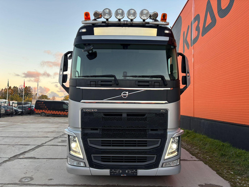 Volvo FH 540 8x4*4 PALFINGER PK 33002 EH / PLATFORM L=7049 mm - Planbil, Kranbil: bilde 3 Volvo FH 540 8x4*4 PALFINGER PK 33002 EH / PLATFORM L=7049 mm - Planbil, Kranbil: bilde 3