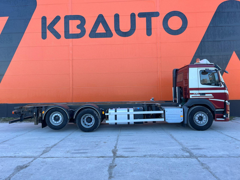 Volvo FM 330 6x2*4 ONLY 57587 km !!! / HYDRAULICS / CHASSIS L=7740 MM - Container-transport/ Vekselflak lastebil: bilde 5 Volvo FM 330 6x2*4 ONLY 57587 km !!! / HYDRAULICS / CHASSIS L=7740 MM - Container-transport/ Vekselflak lastebil: bilde 5