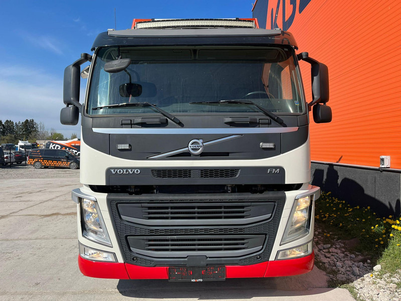Volvo FM 460 8x2*6 HIAB 302E-6 / PLATFORM L=6721 mm - Planbil, Kranbil: bilde 3 Volvo FM 460 8x2*6 HIAB 302E-6 / PLATFORM L=6721 mm - Planbil, Kranbil: bilde 3
