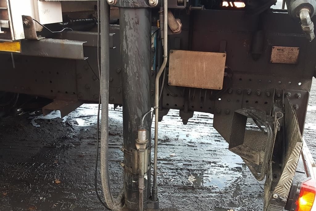 Kapellbil, Kranbil Volvo FM 380 6X2 + hiab 144 BS 2 HI DUO: bilde 9 Kapellbil, Kranbil Volvo FM 380 6X2 + hiab 144 BS 2 HI DUO: bilde 9