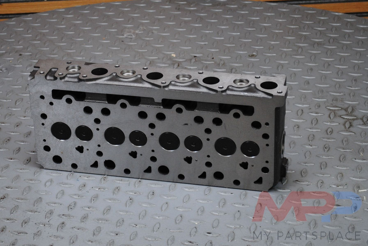 Kubota Cilinderkop Kubota D1105 - Motor: bilde 3 Kubota Cilinderkop Kubota D1105 - Motor: bilde 3