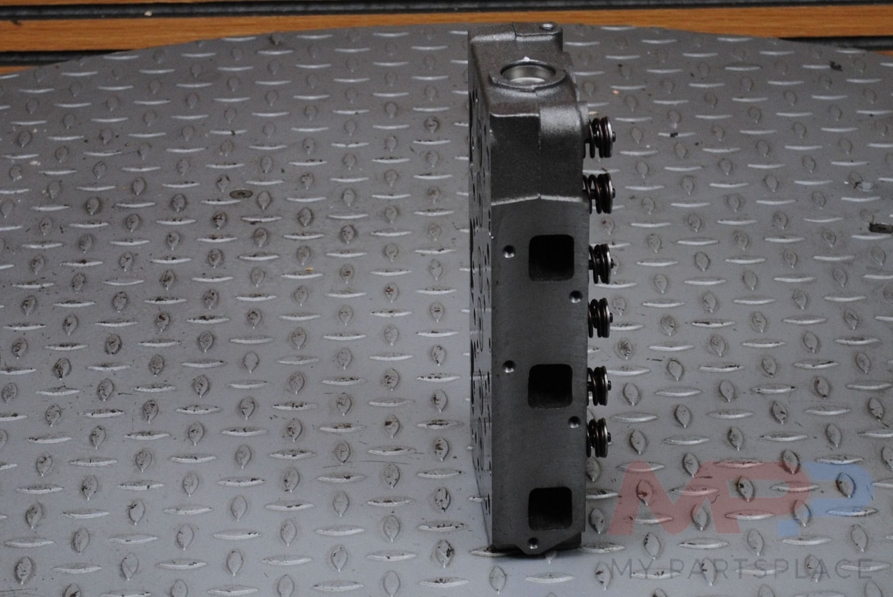 Kubota Cilinderkop Kubota D902 - Motor: bilde 4 Kubota Cilinderkop Kubota D902 - Motor: bilde 4