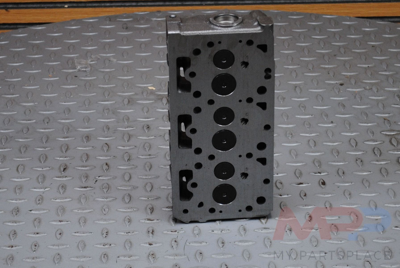 Kubota Cilinderkop Kubota D902 - Motor: bilde 3 Kubota Cilinderkop Kubota D902 - Motor: bilde 3