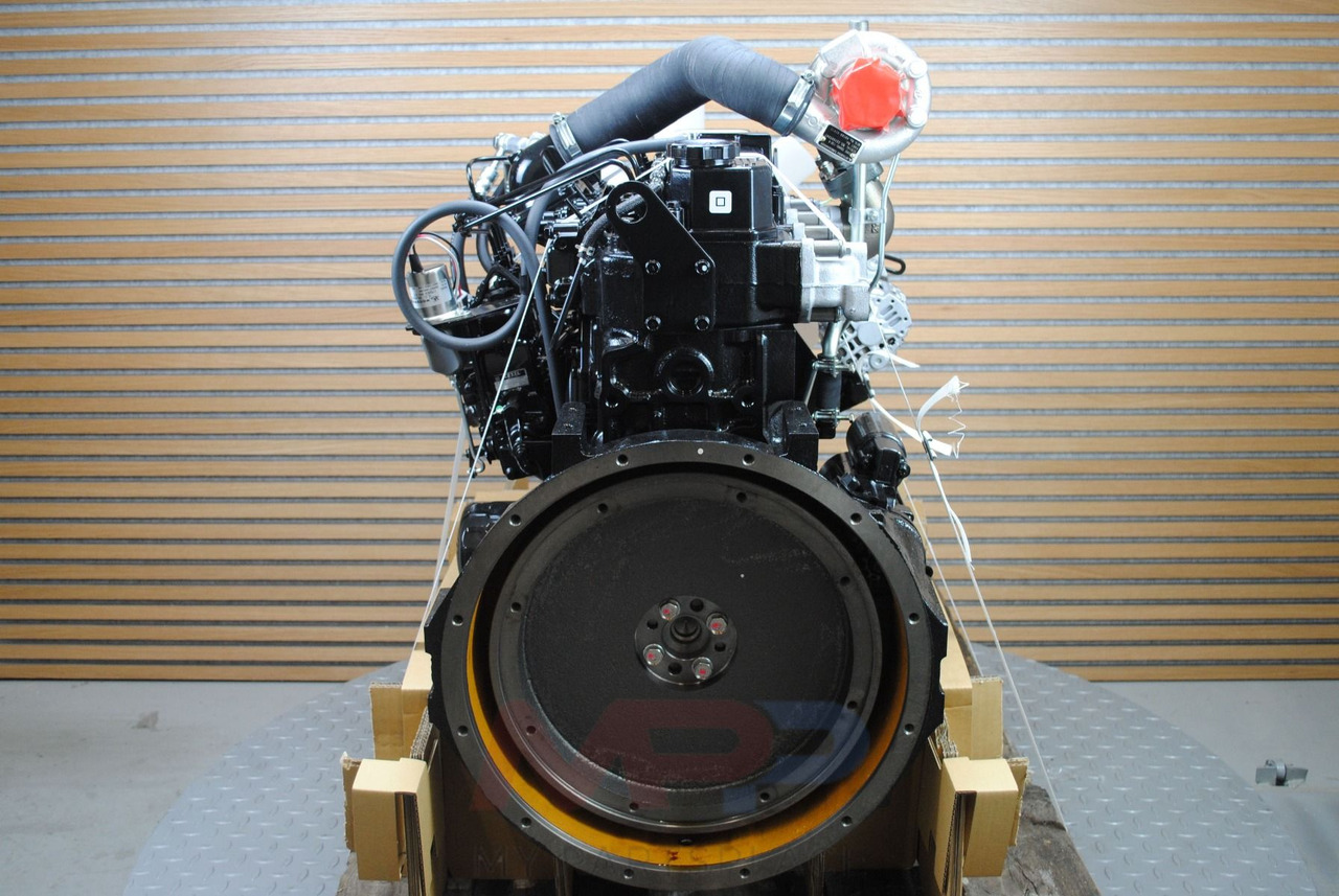 Mitsubishi Perkins VK/UK 804D-33 & UE 804C-33 - Motor: bilde 3 Mitsubishi Perkins VK/UK 804D-33 & UE 804C-33 - Motor: bilde 3