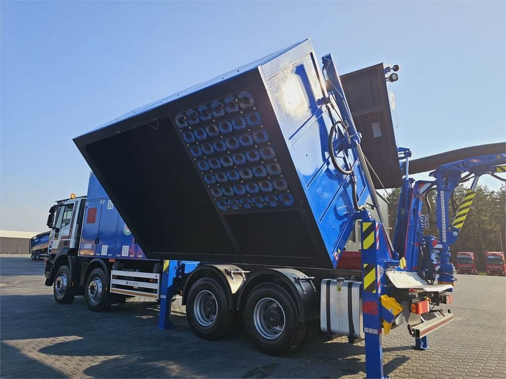 Vakuum lastebil Iveco MTS 4 x TURBINE MTS 4 x TURBINE Saugbagger vacuum: bilde 30