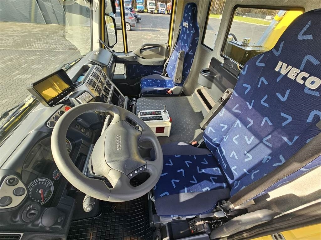 Vakuum lastebil Iveco RAVO WUKO FOR CHANNEL CLEANING druck saug kanal: bilde 18
