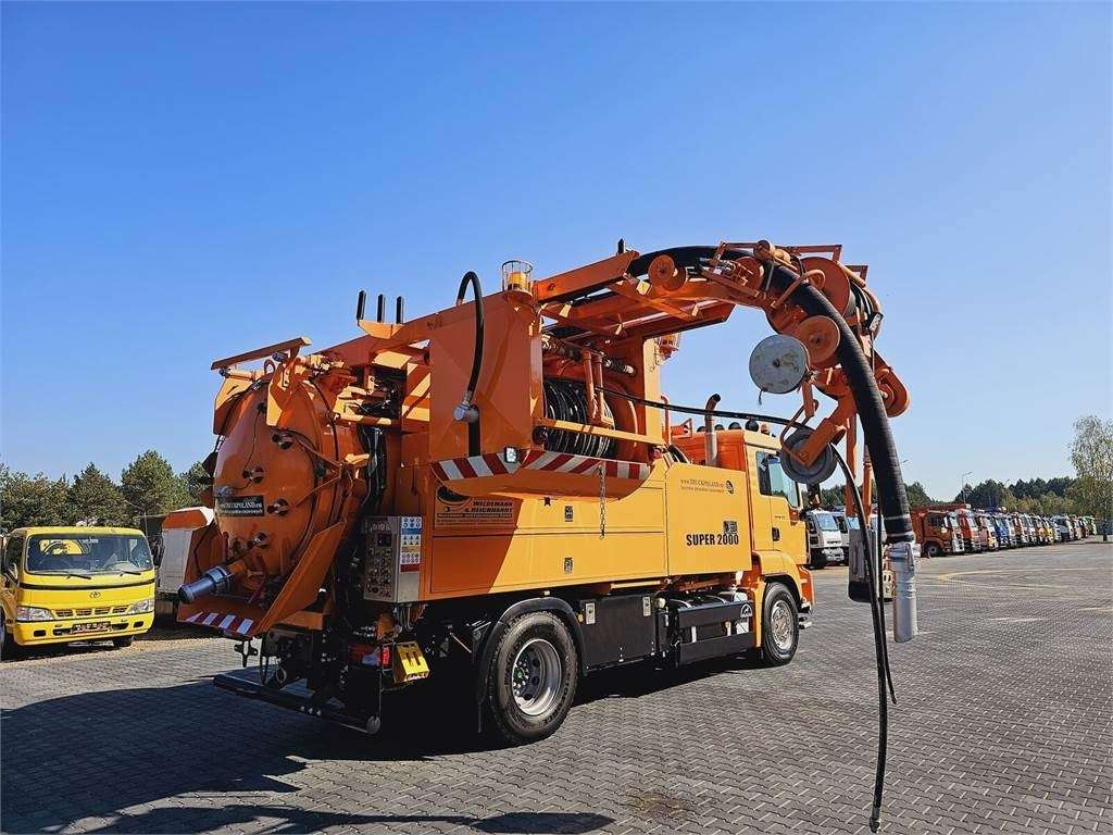 MAN SUPER 2000 4x2 WUKO RECYKLING for collecting liqui - Vakuum lastebil: bilde 4 MAN SUPER 2000 4x2 WUKO RECYKLING for collecting liqui - Vakuum lastebil: bilde 4