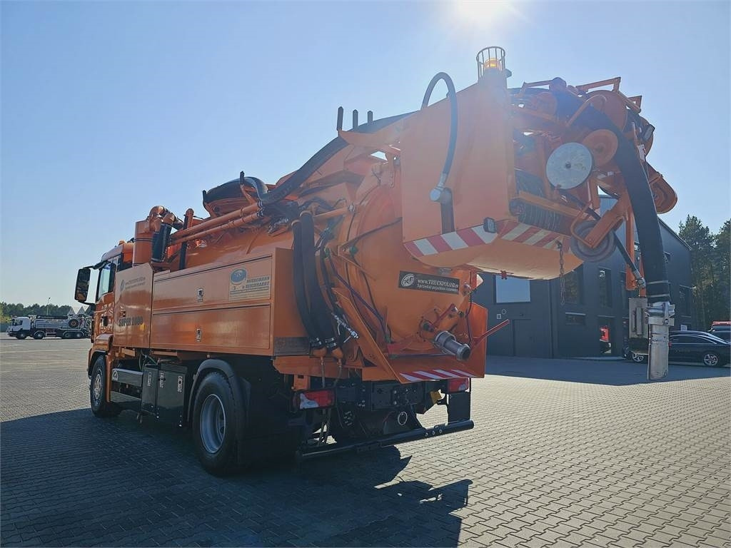 MAN SUPER 2000 4x2 WUKO RECYKLING for collecting liqui - Vakuum lastebil: bilde 5 MAN SUPER 2000 4x2 WUKO RECYKLING for collecting liqui - Vakuum lastebil: bilde 5
