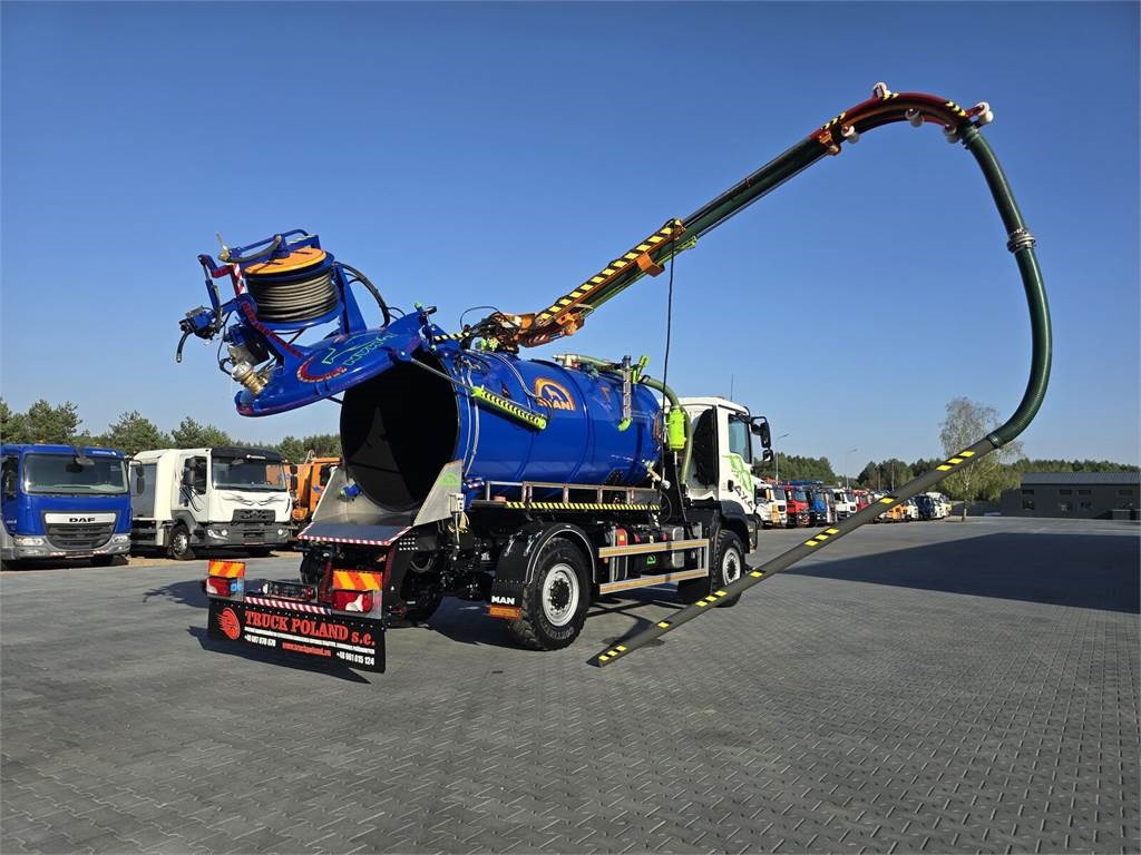 MAN TGM 4x4 GAMON PW8 for collecting liquid waste sepa - Vakuum lastebil: bilde 1 MAN TGM 4x4 GAMON PW8 for collecting liquid waste sepa - Vakuum lastebil: bilde 1