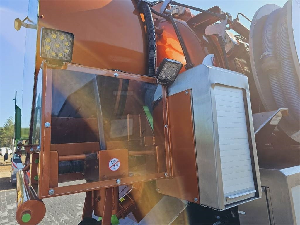 MAN WUKO KROLL ADR COMBI FOR SEWER CLEANING - Vakuum lastebil: bilde 3 MAN WUKO KROLL ADR COMBI FOR SEWER CLEANING - Vakuum lastebil: bilde 3