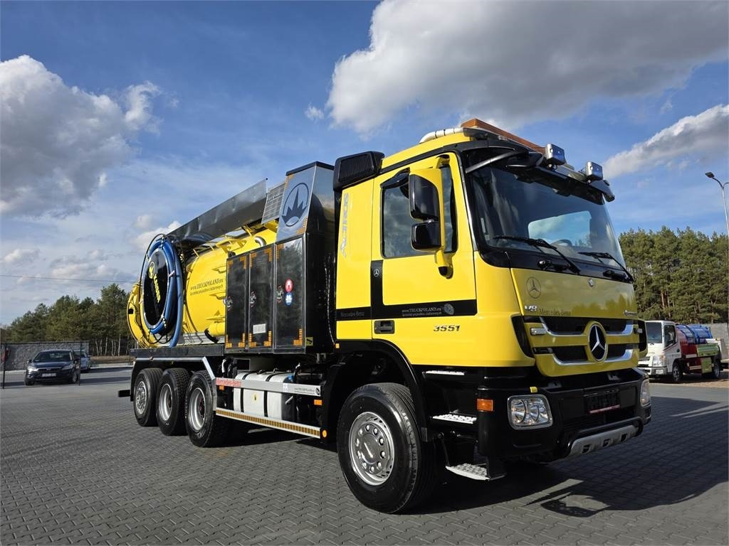 Mercedes-Benz WUKO KAISER EUR-MARK PKL 10.10 FOR CLEANING SEWAGE - Vakuum lastebil: bilde 2 Mercedes-Benz WUKO KAISER EUR-MARK PKL 10.10 FOR CLEANING SEWAGE - Vakuum lastebil: bilde 2