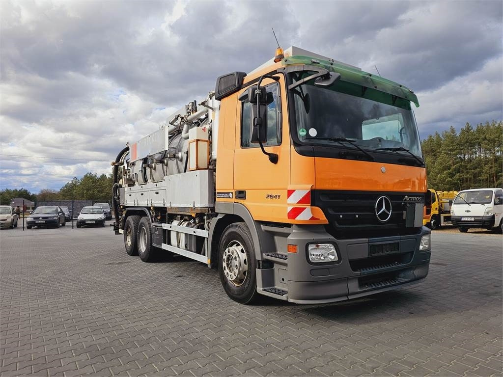 Mercedes-Benz WUKO KROLL COMBI FOR SEWER CLEANING - Vakuum lastebil: bilde 3 Mercedes-Benz WUKO KROLL COMBI FOR SEWER CLEANING - Vakuum lastebil: bilde 3