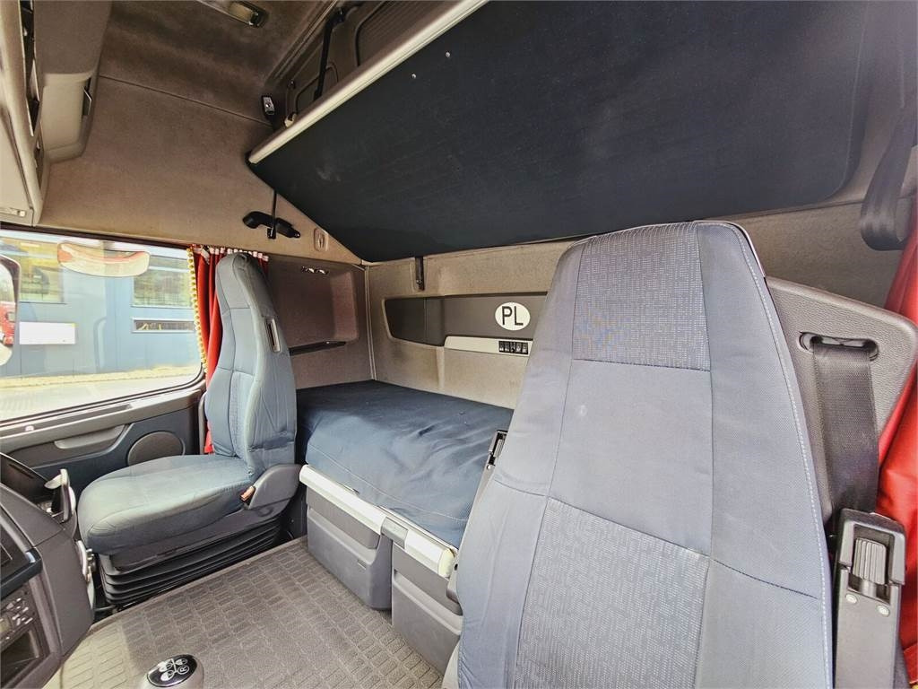 Leie Volvo FH13 XXL EURO 5 2011 + KRONE MEGA RAISE Volvo FH13 XXL EURO 5 2011 + KRONE MEGA RAISE: bilde 22 Leie Volvo FH13 XXL EURO 5 2011 + KRONE MEGA RAISE Volvo FH13 XXL EURO 5 2011 + KRONE MEGA RAISE: bilde 22