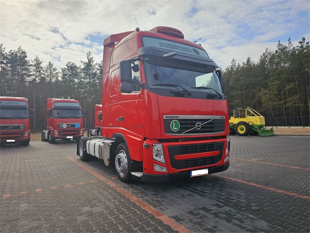 Volvo FH13 XXL EURO 5 2011 + KRONE MEGA RAISE  - Trekkvogn: bilde 3 Volvo FH13 XXL EURO 5 2011 + KRONE MEGA RAISE  - Trekkvogn: bilde 3