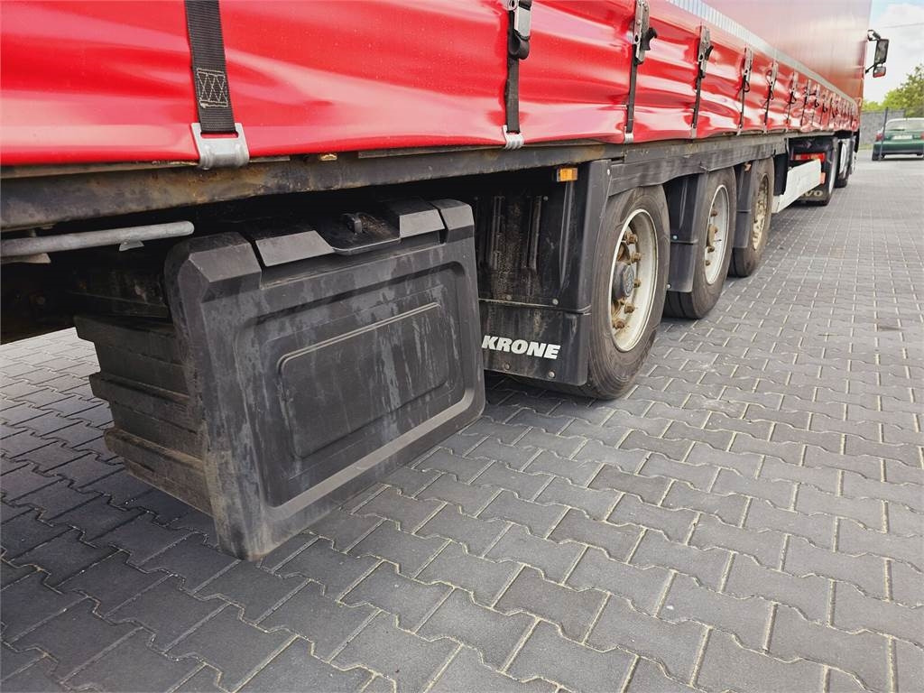 Leie Volvo FH13 XXL EURO 5 2011 + KRONE MEGA RAISE Volvo FH13 XXL EURO 5 2011 + KRONE MEGA RAISE: bilde 37 Leie Volvo FH13 XXL EURO 5 2011 + KRONE MEGA RAISE Volvo FH13 XXL EURO 5 2011 + KRONE MEGA RAISE: bilde 37