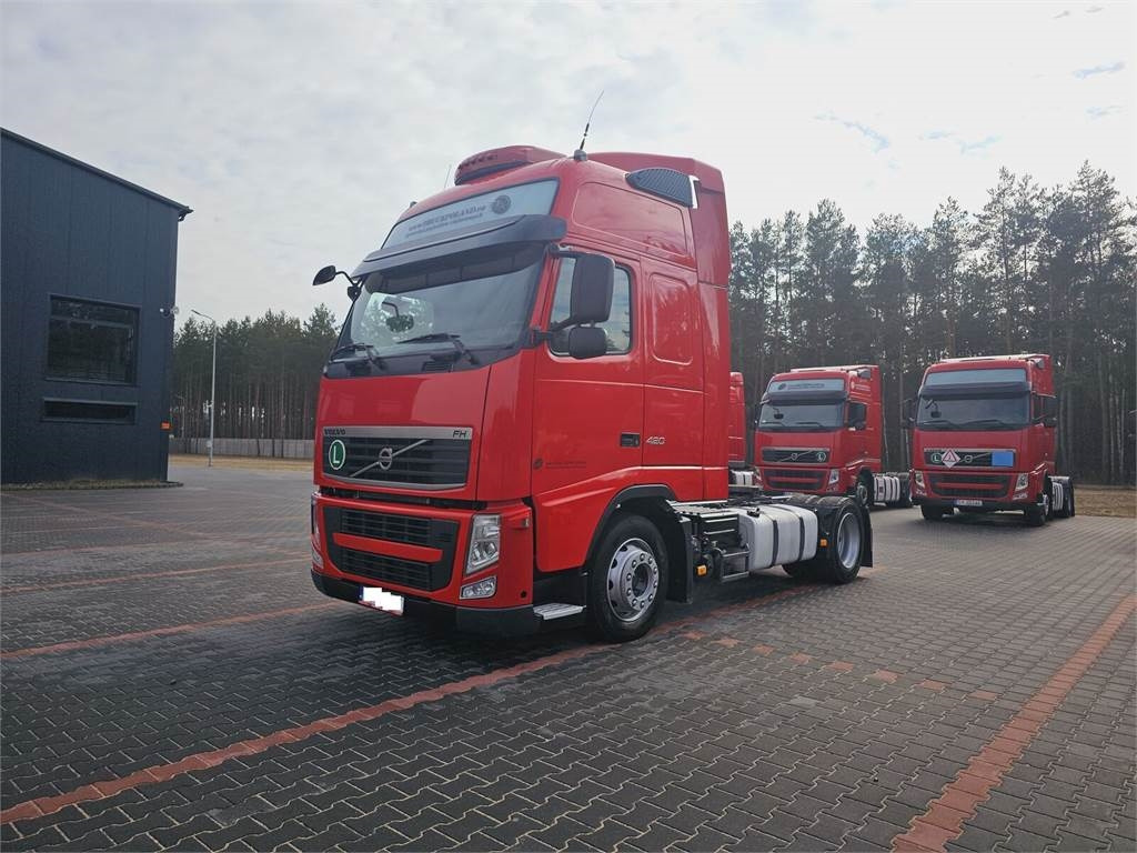 Volvo FH13 XXL EURO 5 2011 + KRONE MEGA RAISE - Trekkvogn: bilde 4 Volvo FH13 XXL EURO 5 2011 + KRONE MEGA RAISE - Trekkvogn: bilde 4
