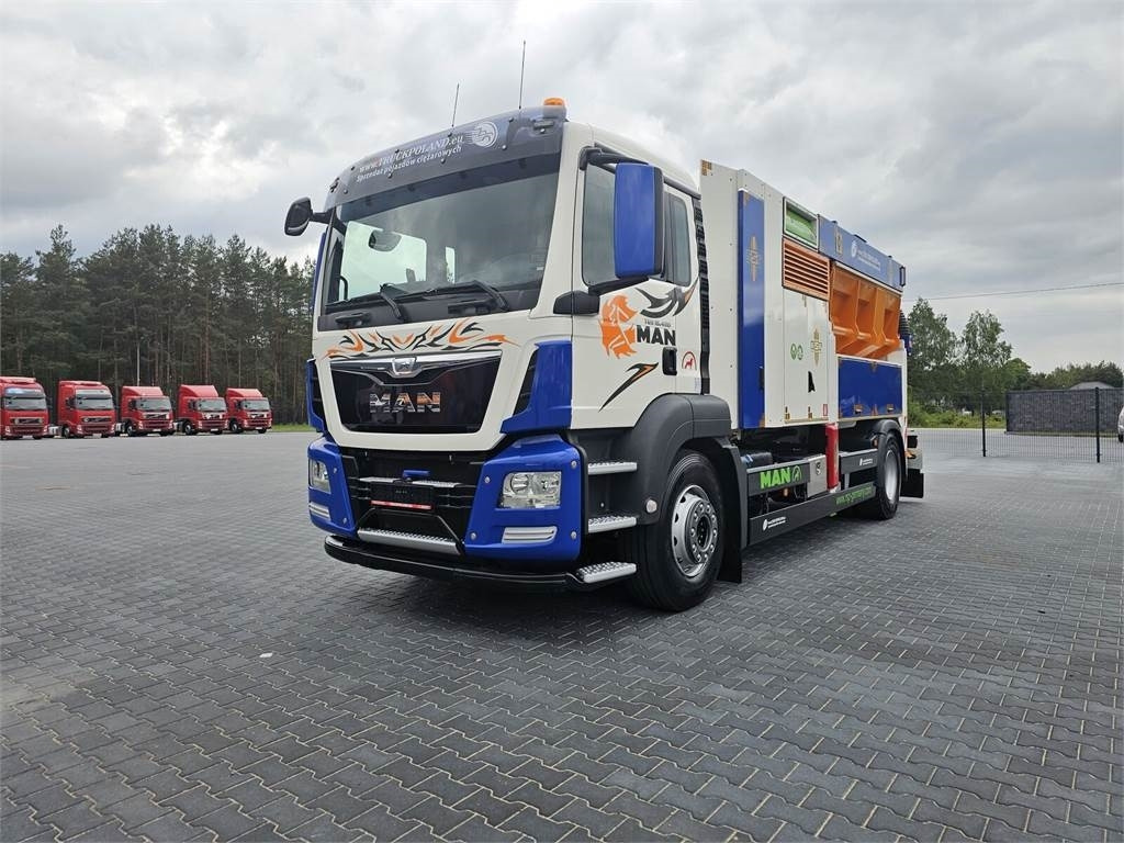 MAN RSP ESE 18/4-KM Saugbagger vacuum cleaner excavato - Utility-/ Spesiell maskin: bilde 3 MAN RSP ESE 18/4-KM Saugbagger vacuum cleaner excavato - Utility-/ Spesiell maskin: bilde 3