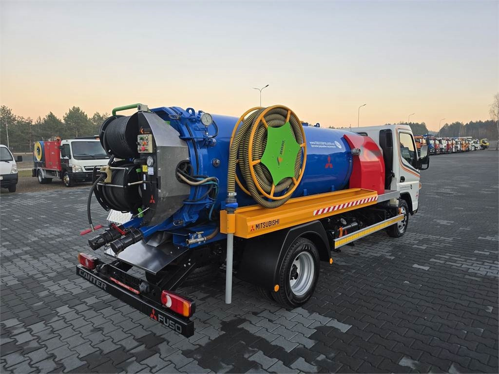 Mitsubishi ROM KOKS SMART COMBI WUKO HOT WATER FOR CLEANING S - Utility-/ Spesiell maskin: bilde 1 Mitsubishi ROM KOKS SMART COMBI WUKO HOT WATER FOR CLEANING S - Utility-/ Spesiell maskin: bilde 1