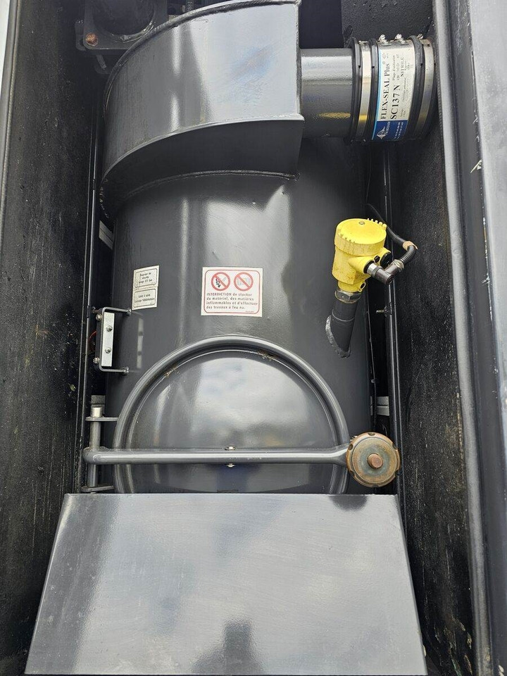 Utility-/ Spesiell maskin Renault 6x4 WUKO RIVARD RECYTLING for collecting liquid wa: bilde 11