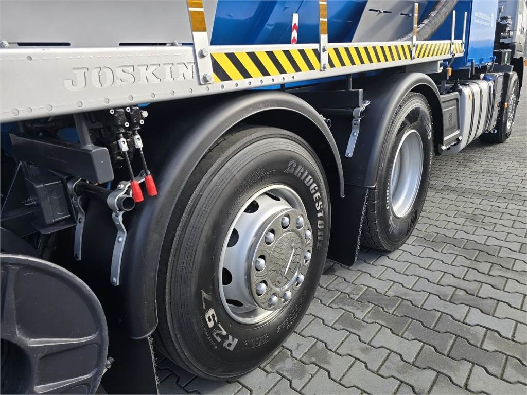 Volvo JOSKIN WUKO FOR CLEANING CHANNELS COMBI - Utility-/ Spesiell maskin: bilde 4 Volvo JOSKIN WUKO FOR CLEANING CHANNELS COMBI - Utility-/ Spesiell maskin: bilde 4