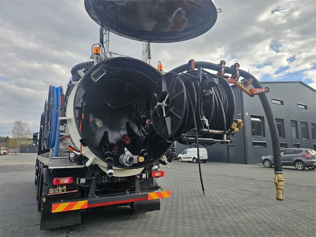 Volvo WUKO ADR ROLBA FOR CLEANING CHANNELS COMBI - Vakuum lastebil: bilde 5 Volvo WUKO ADR ROLBA FOR CLEANING CHANNELS COMBI - Vakuum lastebil: bilde 5