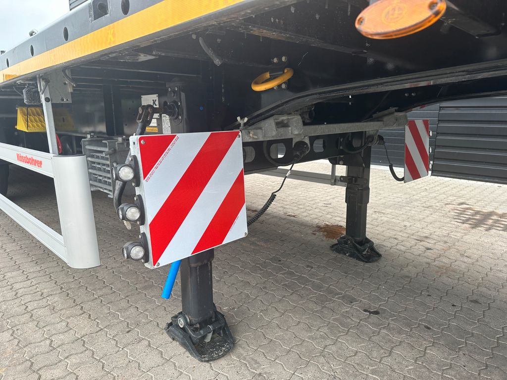 Kässbohrer 3 achs 13.600 mm Plateu - Lavloader semitrailer: bilde 4 Kässbohrer 3 achs 13.600 mm Plateu - Lavloader semitrailer: bilde 4