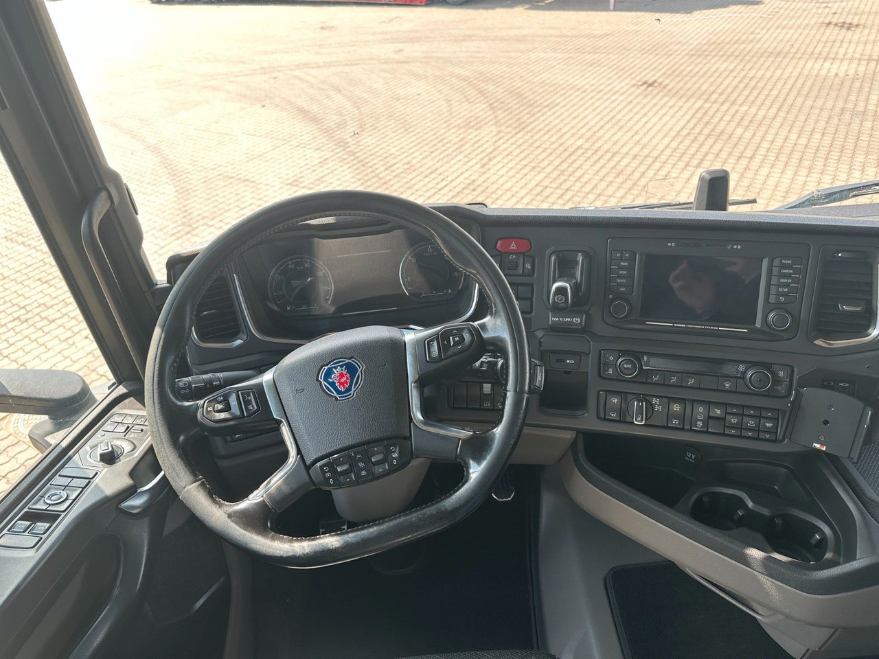 Trekkvogn Scania R 730 6x4 Scania R 730 V8 6x4: bilde 11 Trekkvogn Scania R 730 6x4 Scania R 730 V8 6x4: bilde 11